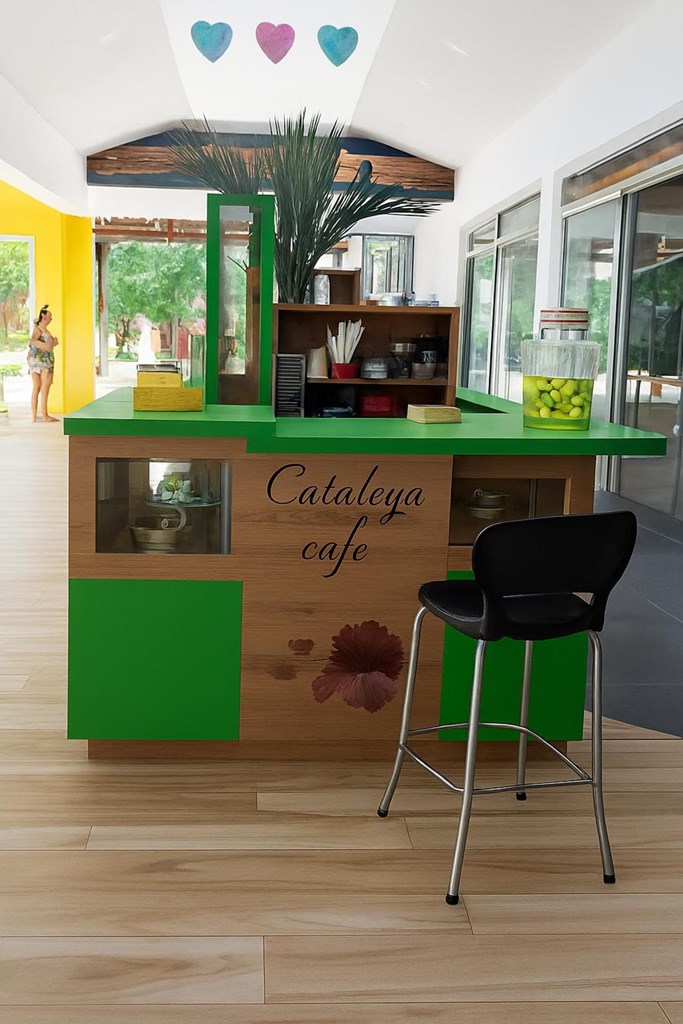 Foto 2 Colección Comercial Varios – Bares & Cafeterías