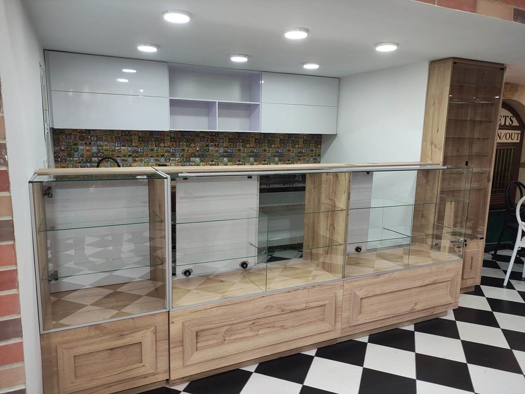 Foto 3 Colección Comercial Varios – Bares & Cafeterías